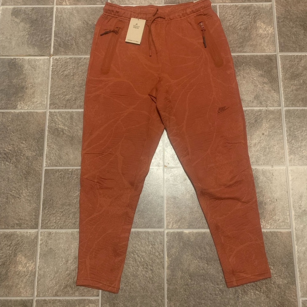 Nike Sportswear Therma-FIT ADV Tech Fleece "MARS STONE" Joggers DX8048-641 S - Picture 1 of 9